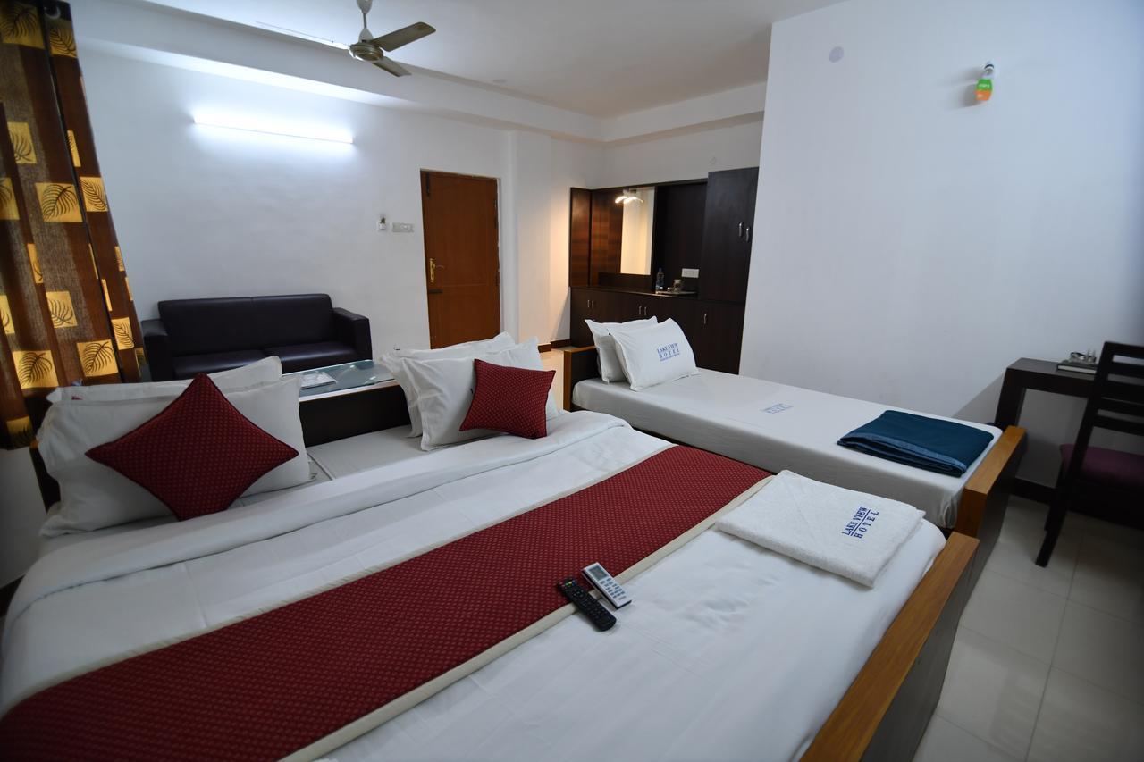 Lake View Hotel Maduraj Zewnętrze zdjęcie
